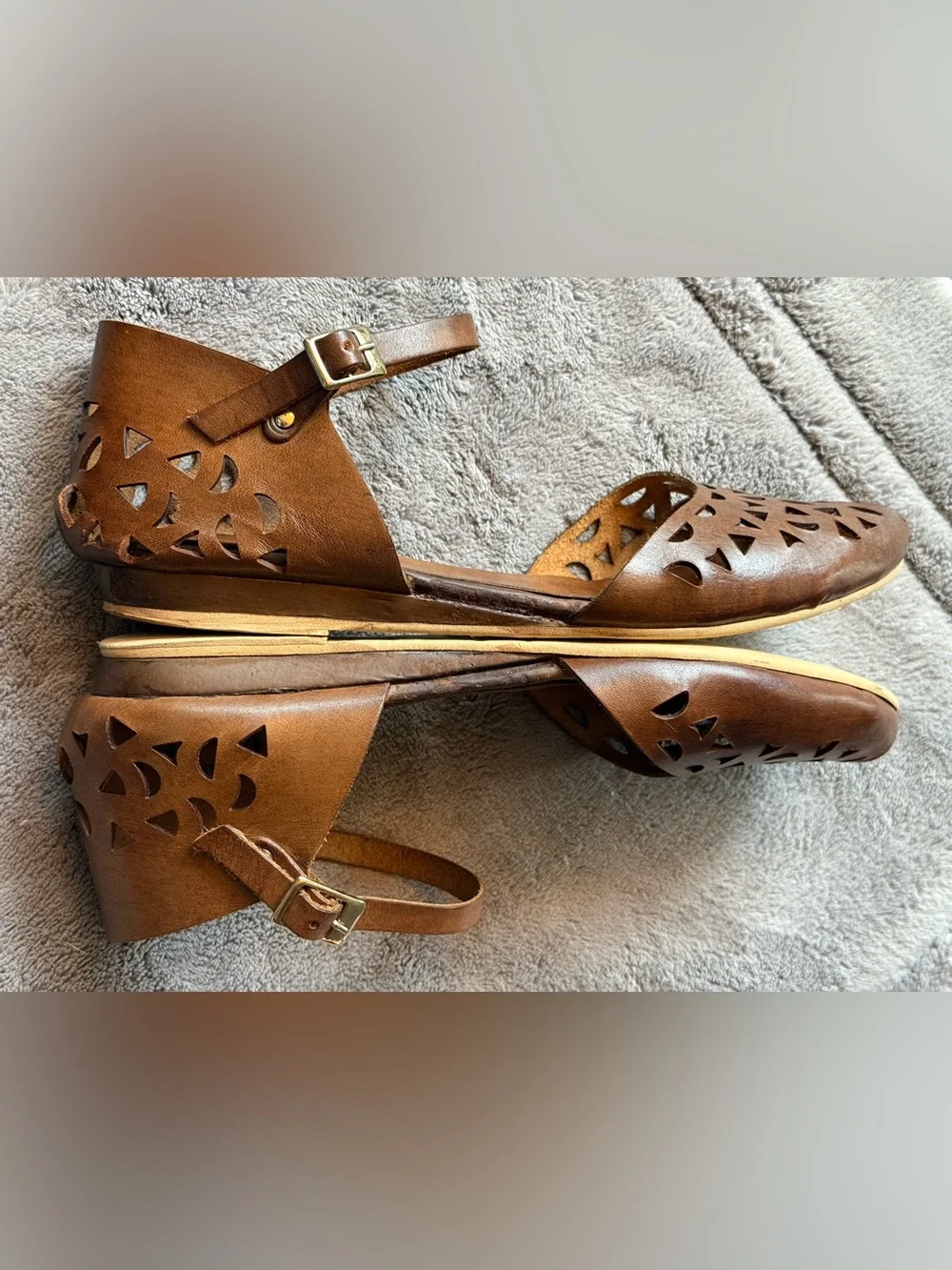 Sundance Brown Laser-Cut Peep-Toe flat Ankle Strap Sandals. 40 made in Italy. - Picture 8 of 16